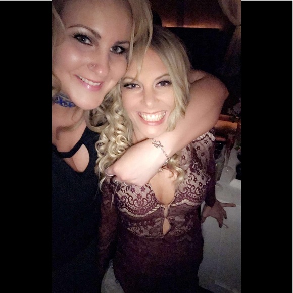 Meet your Posher, Melissa Ambassador of Poshmark💕 - Picture 3 of 8